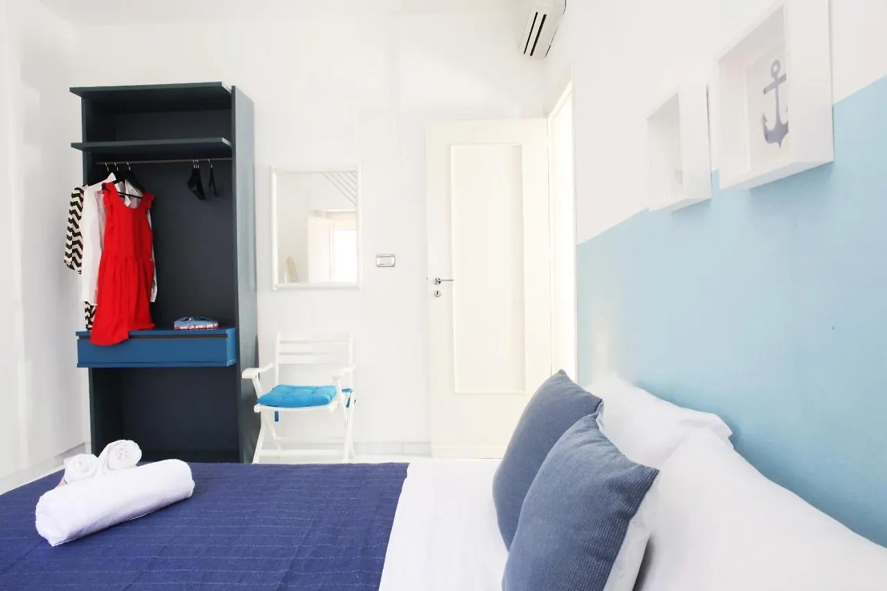 Beachside Rooms & Suites San Vito Lo Capo Guest house