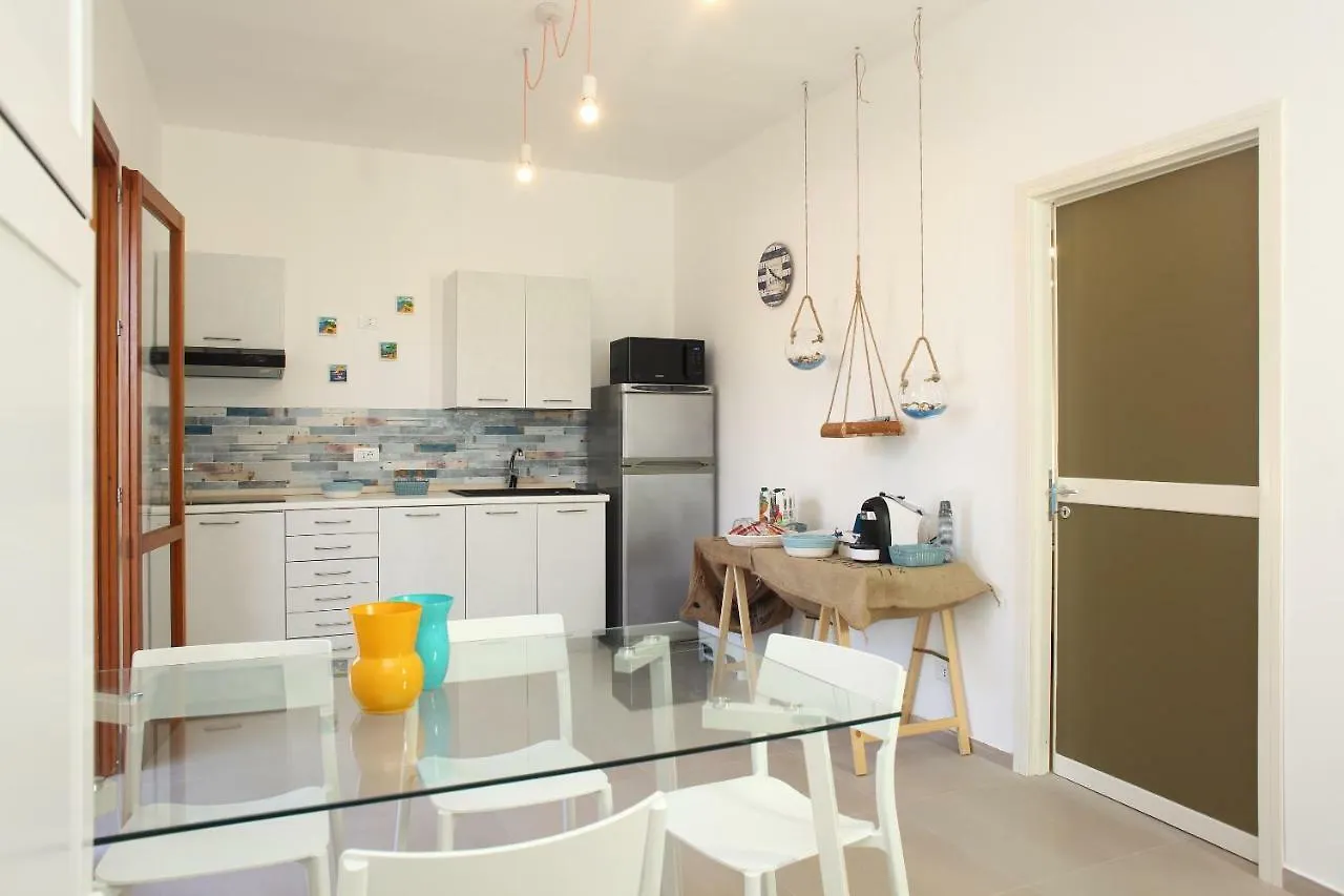 Beachside Rooms & Suites San Vito Lo Capo